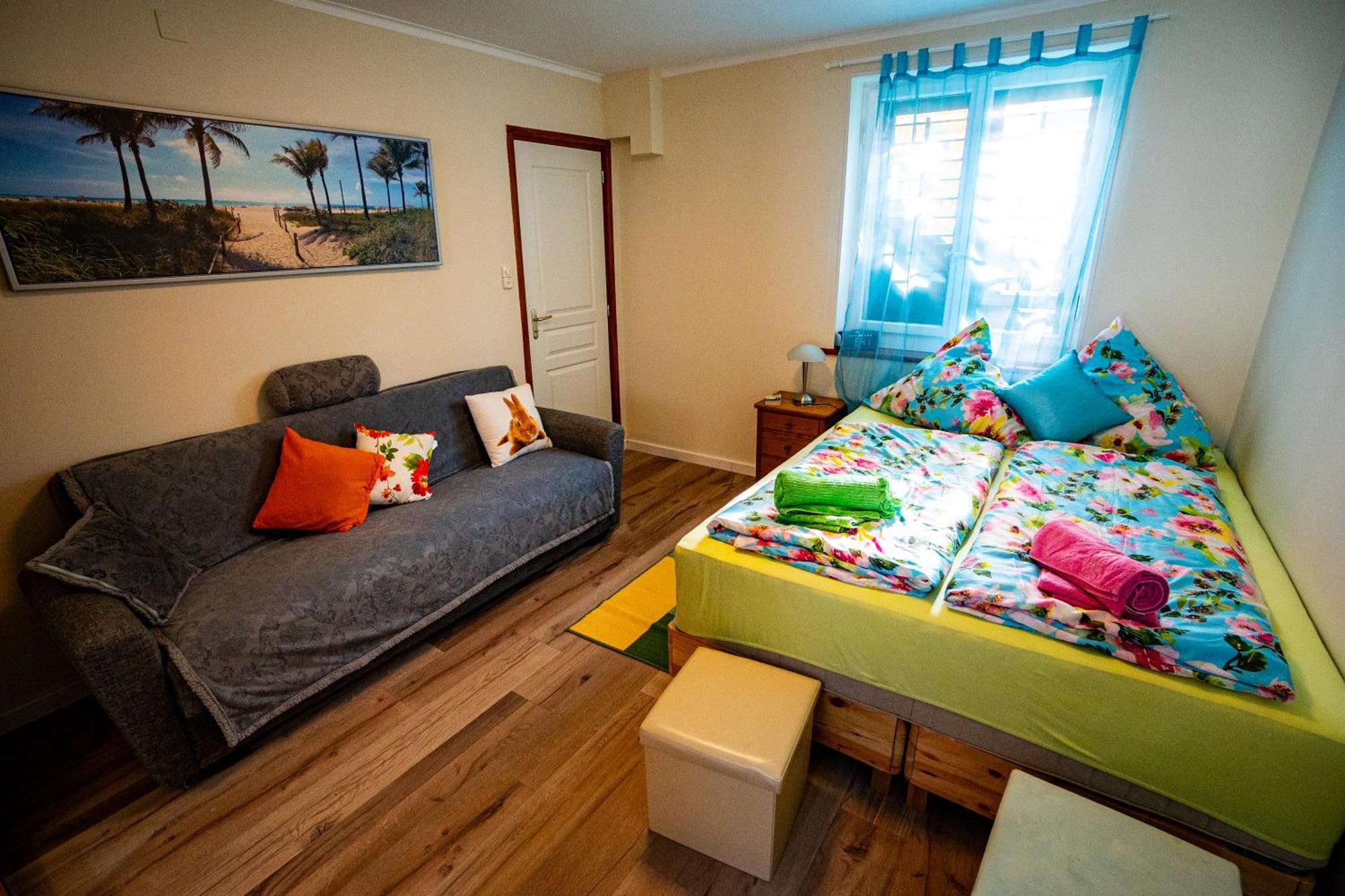 Gemuetliche Wohnung Mit Terasse Und Feuerstelle Lengnau Exterior foto