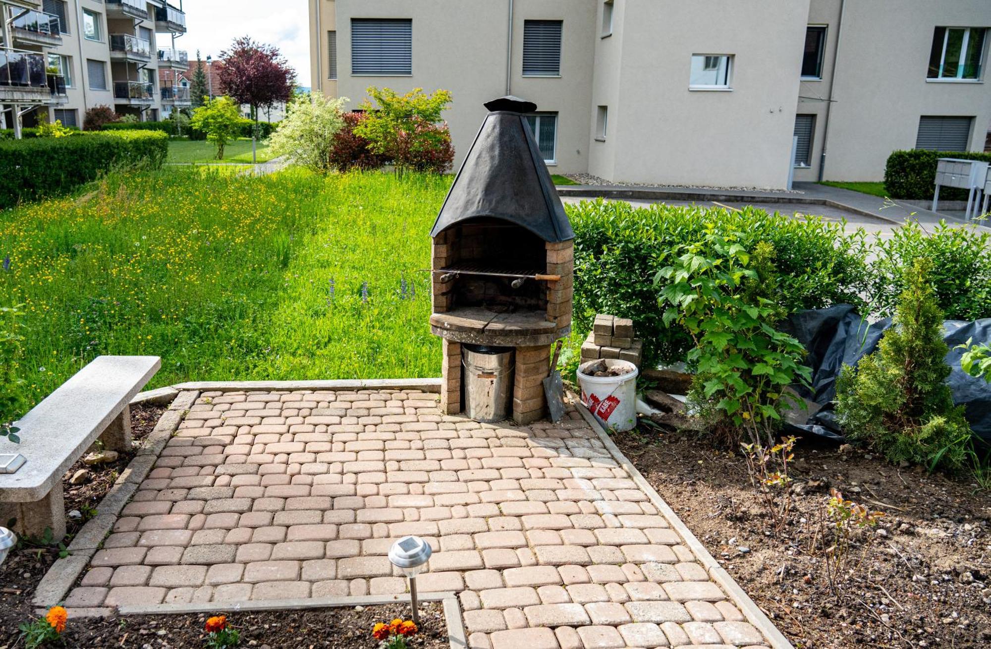 Gemuetliche Wohnung Mit Terasse Und Feuerstelle Lengnau Exterior foto