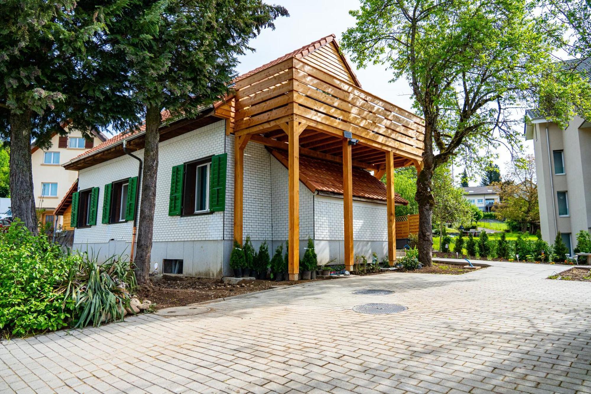 Gemuetliche Wohnung Mit Terasse Und Feuerstelle Lengnau Exterior foto